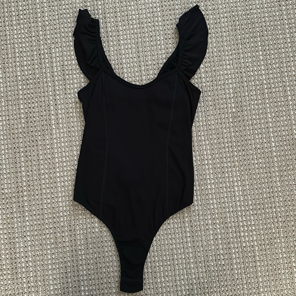 STILLWATER RUFFLE STRAPS BODYSUIT